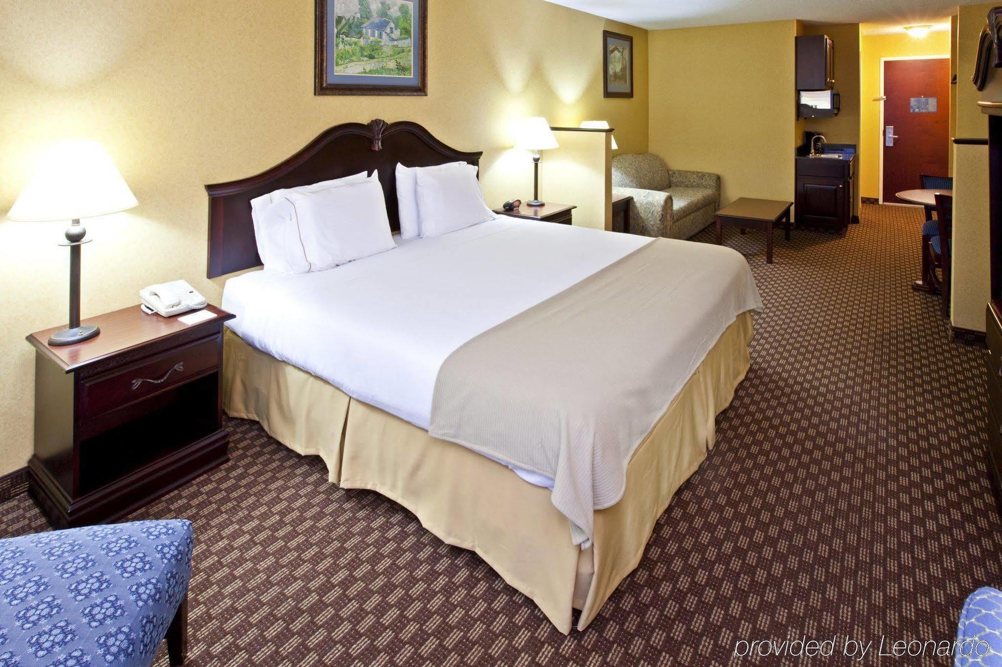 Holiday Inn Express Hotel & Suites Frankfort By Ihg Oda fotoğraf